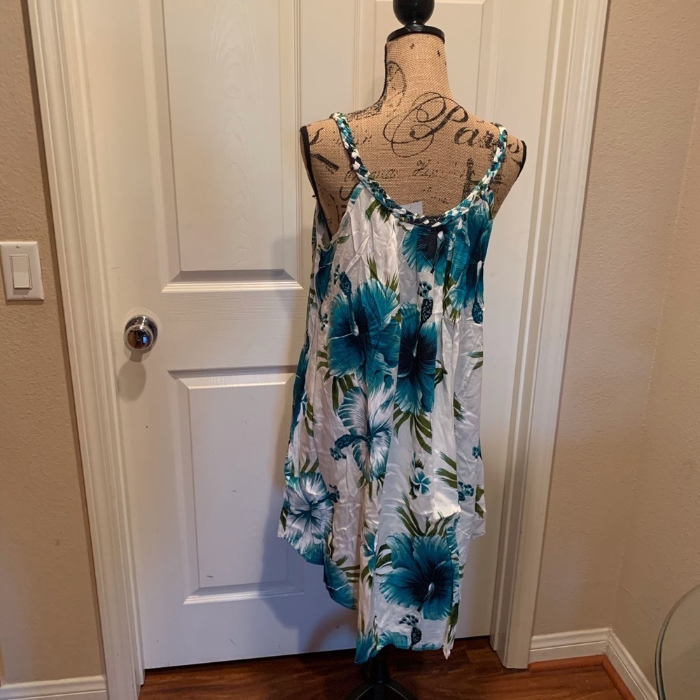 White dress with turquoise hibiscus floral print - Picture 4 of 5
